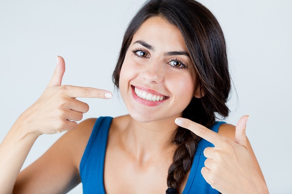 Does Professional Teeth Whitening Produce Permanent Results?